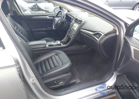 2020 Ford Fusion Sel z USA, uszkodzony, nr VIN 3FA6P0CD2LR152263